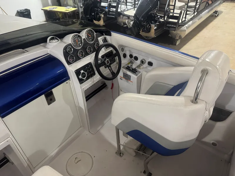 Slide: The Image of Donzi 27 ZR 2008 - 8