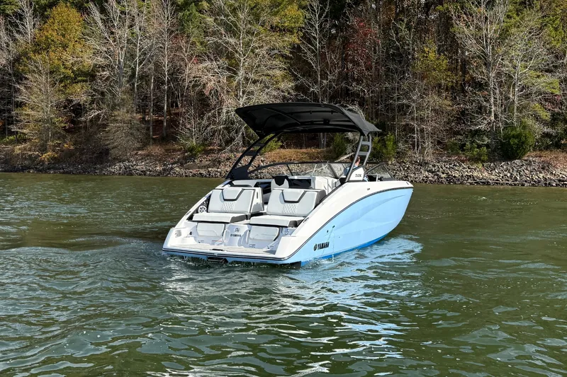 Slide: The Image of Yamaha 252SE 2026 - 5