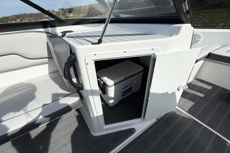 Slide: The Image of Yamaha AR190 2026 - 16