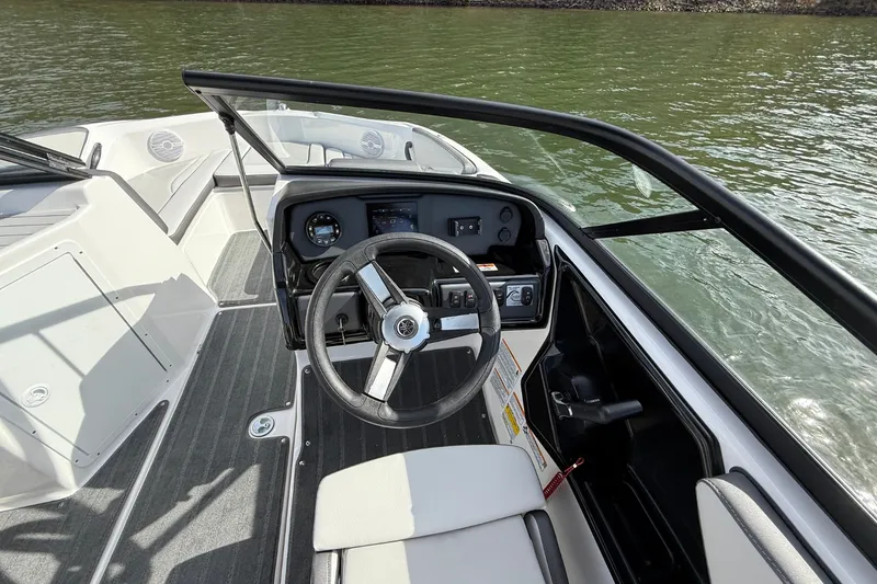 Slide: The Image of Yamaha AR190 2026 - 19