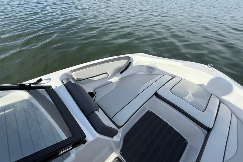 Slide: The Image of Yamaha AR190 2026 - 25