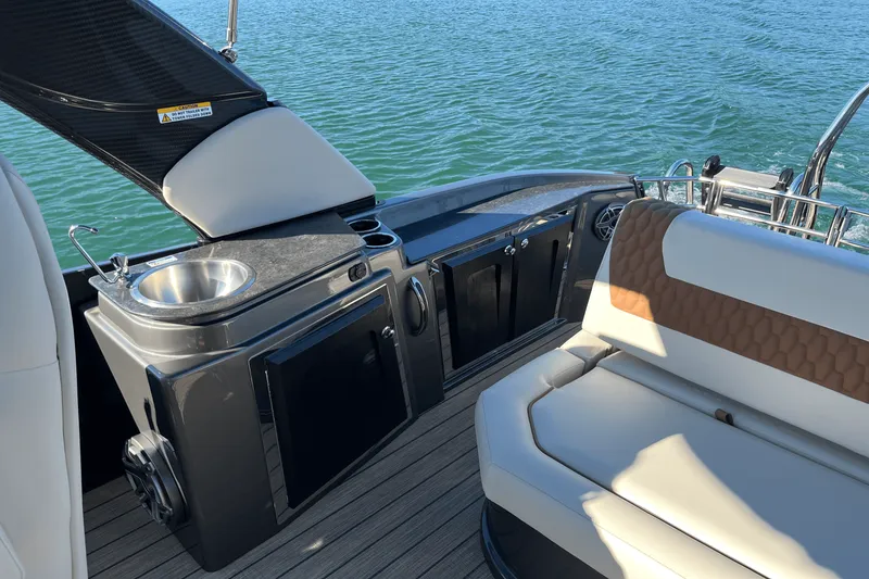 Slide: The Image of Sylvan M5 2025 - 16