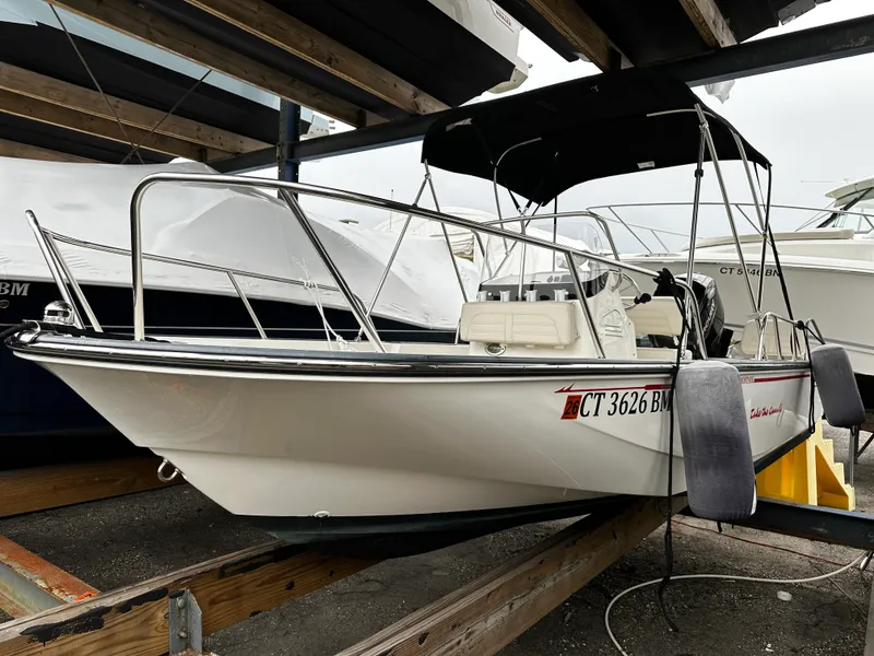 Slide: The Image of Boston Whaler 170 MONTAUK 2024 - 2