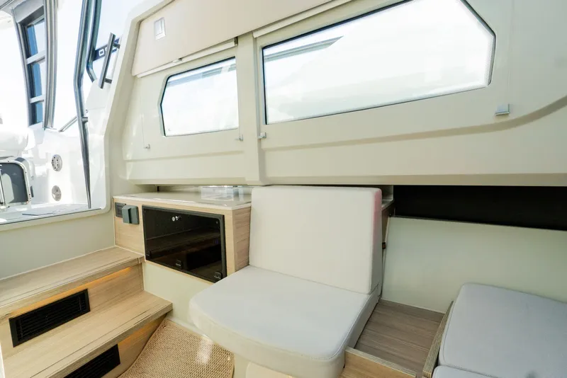 Slide: The Image of Saxdor 320 GTO 2024 - 17