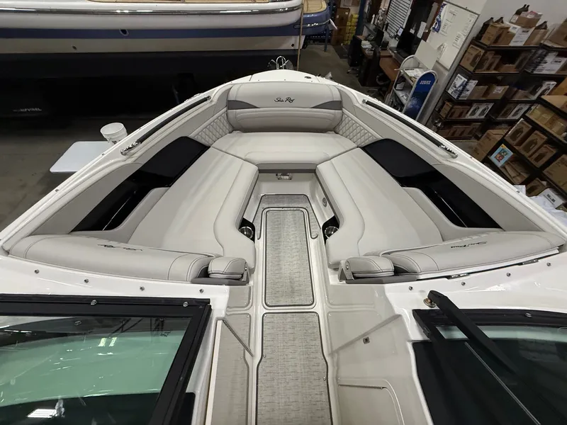 Slide: The Image of Sea Ray SLX 280 Outboard 2026 - 4