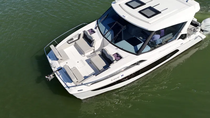 Slide: The Image of Aquila 36 2021 - 19