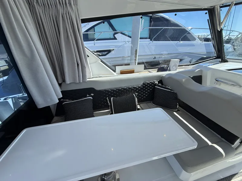 Slide: The Image of Aquila 36 2021 - 35