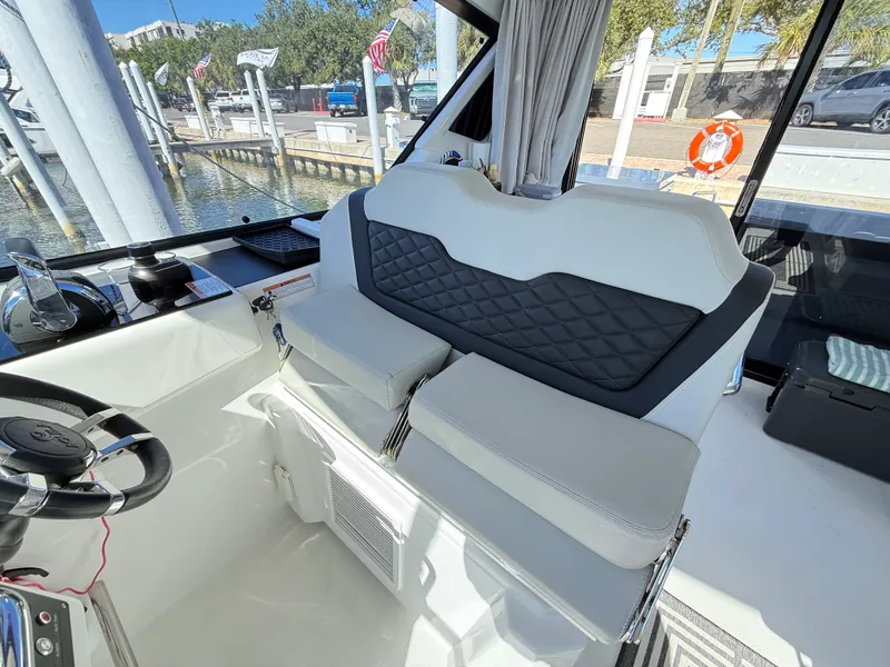 Slide: The Image of Aquila 36 2021 - 39