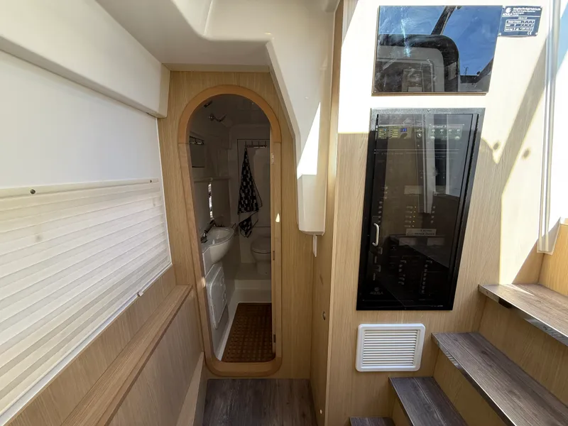 Slide: The Image of Aquila 36 2021 - 48