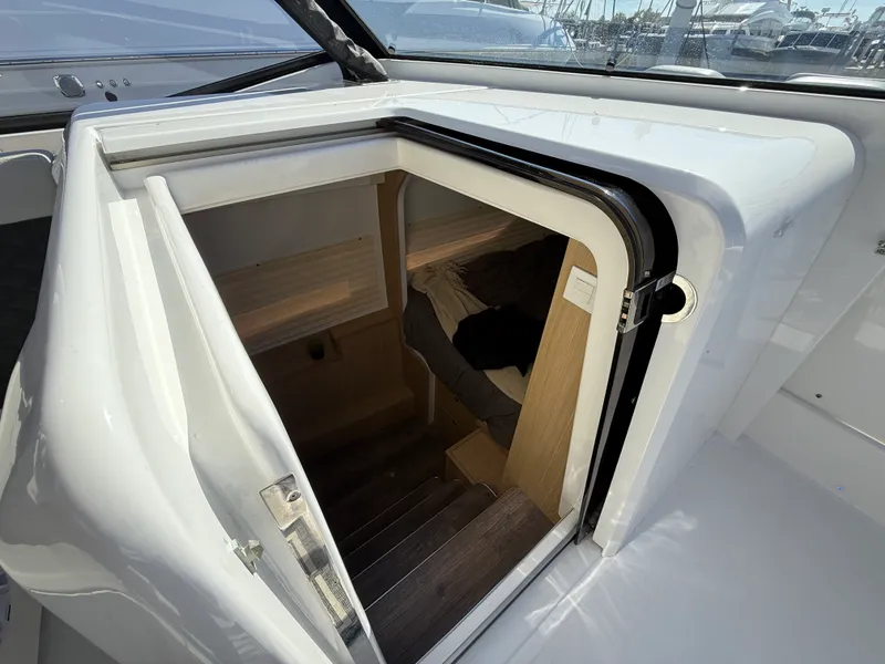 Slide: The Image of Aquila 36 2021 - 51