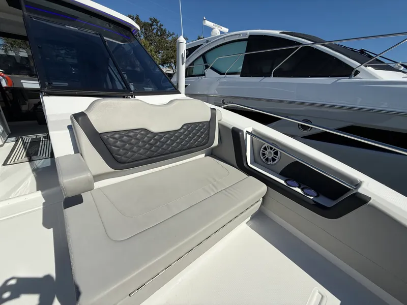 Slide: The Image of Aquila 36 2021 - 60