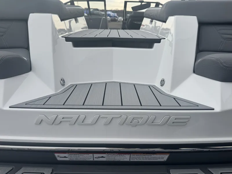 Slide: The Image of Nautique Super Air Nautique G23 2026 - 14