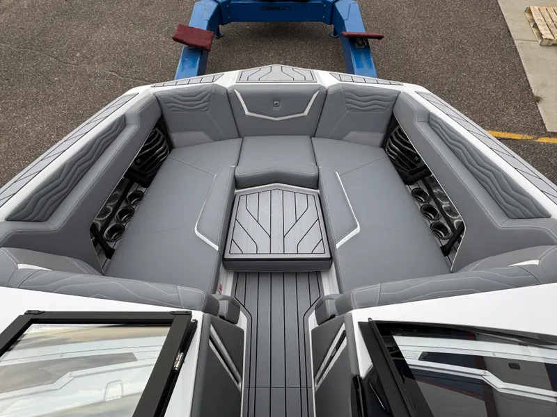 Slide: The Image of Nautique Super Air Nautique G23 2026 - 46