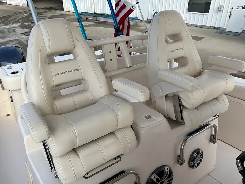 Slide: The Image of Grady-White CANYON 306 2021 - 22