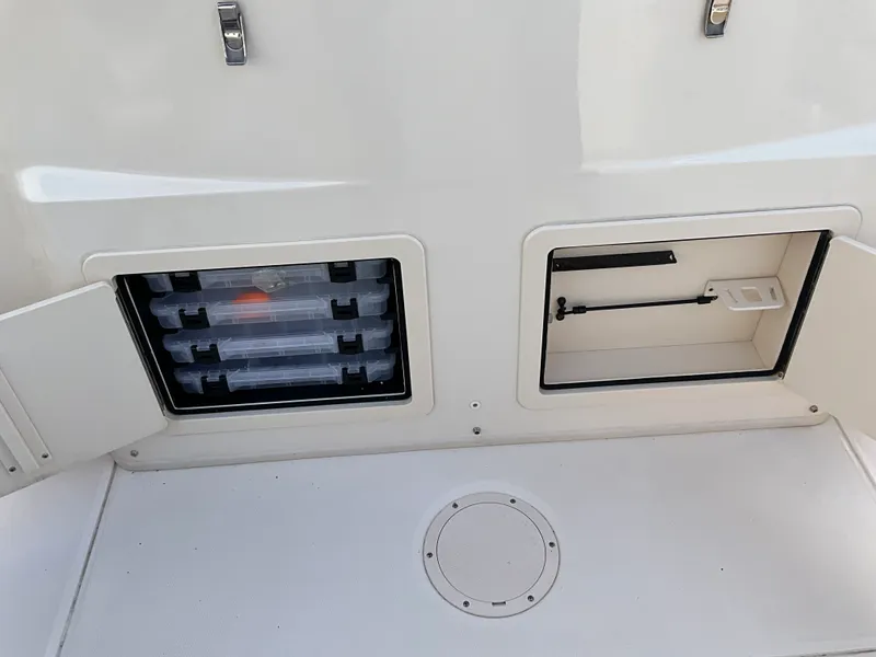 Slide: The Image of Grady-White CANYON 306 2021 - 26