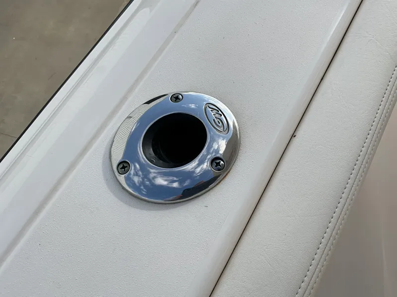 Slide: The Image of Grady-White CANYON 306 2021 - 37