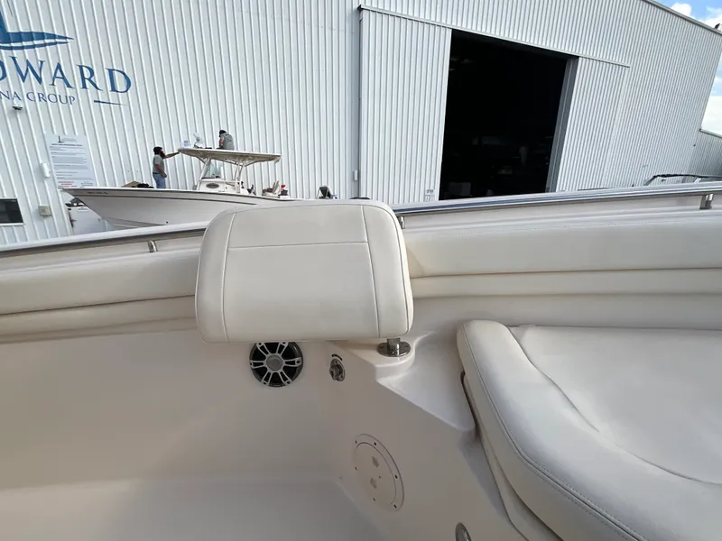 Slide: The Image of Grady-White CANYON 306 2021 - 41