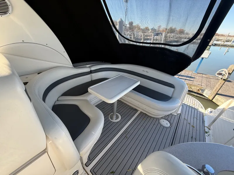 Slide: The Image of Sea Ray 320 Sundancer 2003 - 9