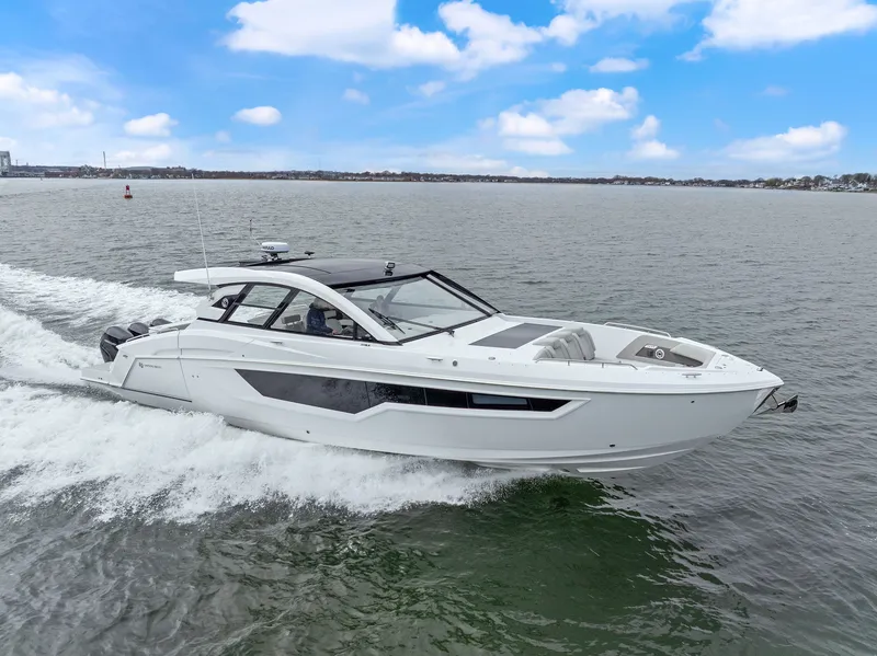 The Image of Cruisers 50GLS OB 2026 - 0