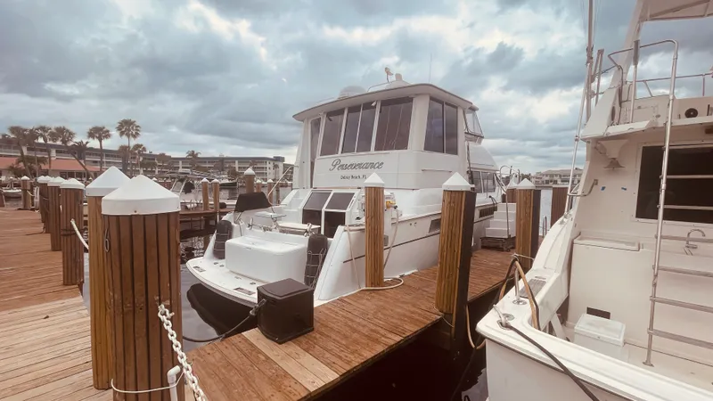 Slide: The Image of Carver Yachts 500 COCKPIT MY 1997 - 2