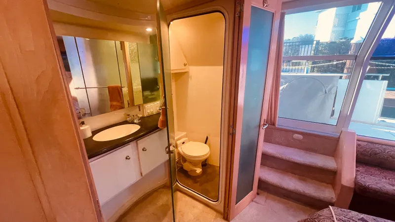 Slide: The Image of Carver Yachts 500 COCKPIT MY 1997 - 35