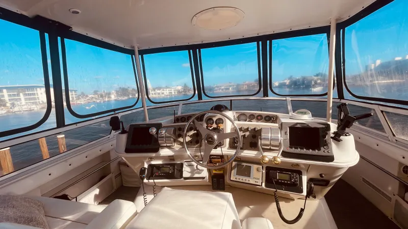 Slide: The Image of Carver Yachts 500 COCKPIT MY 1997 - 58