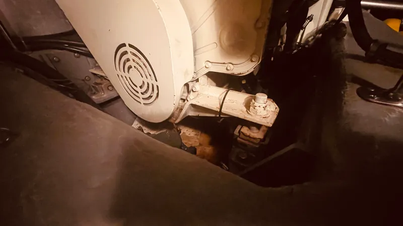 Slide: The Image of Carver Yachts 500 COCKPIT MY 1997 - 78