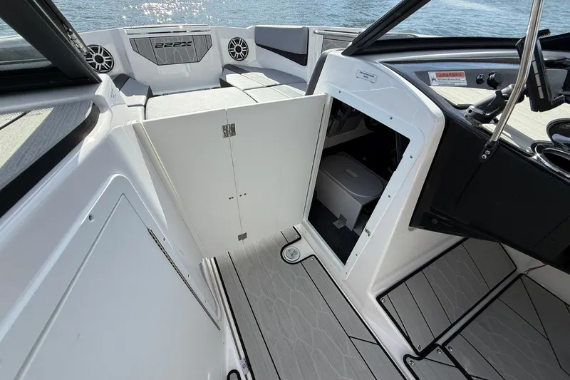 Slide: The Image of Yamaha 222XD 2026 - 24