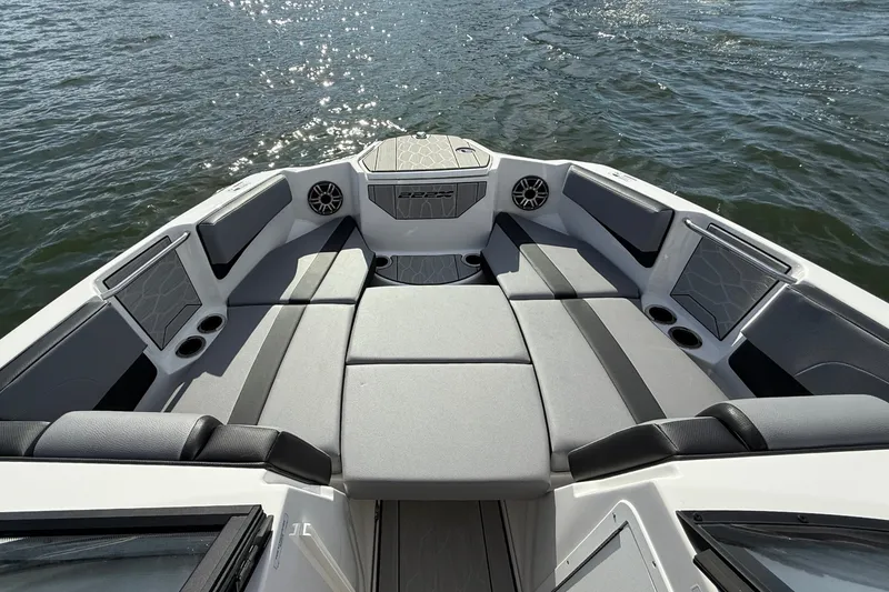 Slide: The Image of Yamaha 222XD 2026 - 26