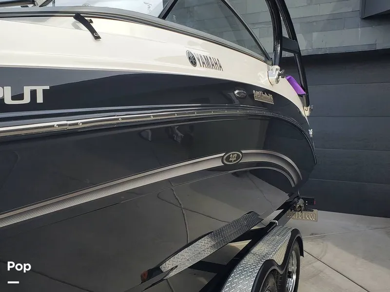 Slide: The Image of Yamaha 242S 2013 - 13392675