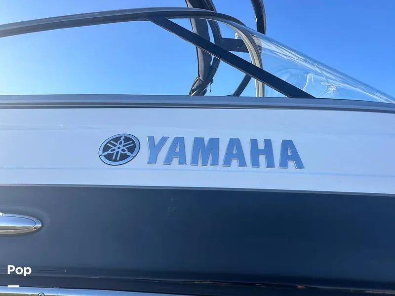 Slide: The Image of Yamaha 242S 2013 - 13444311