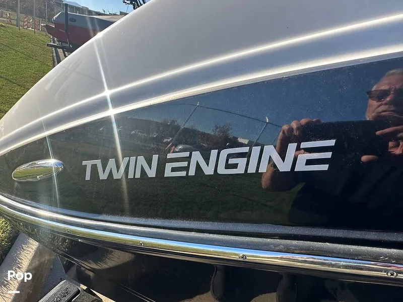 Slide: The Image of Yamaha 242S 2013 - 13444315