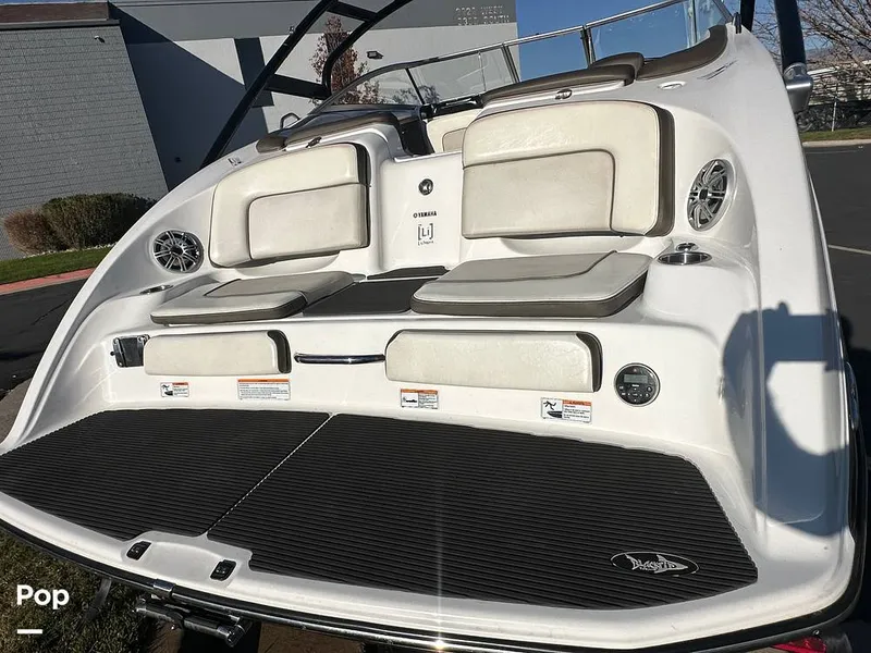 Slide: The Image of Yamaha 242S 2013 - 13444318