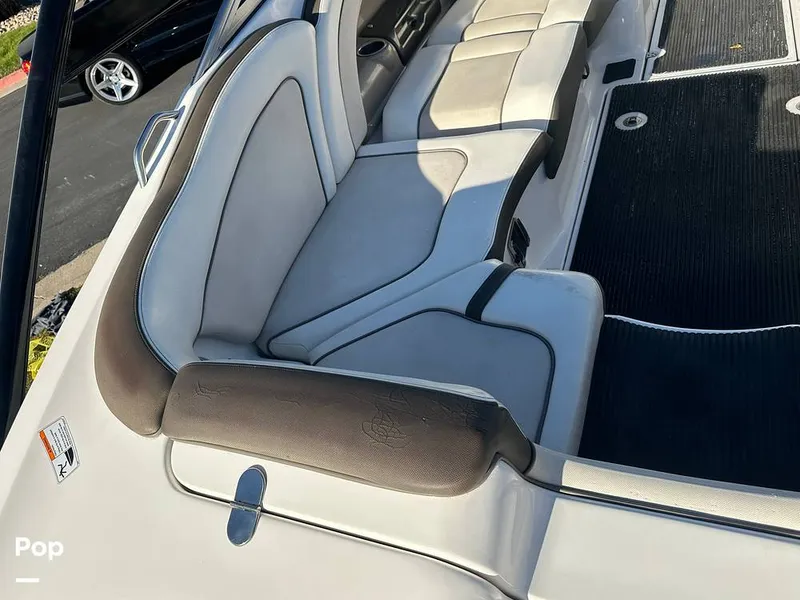 Slide: The Image of Yamaha 242S 2013 - 13444356