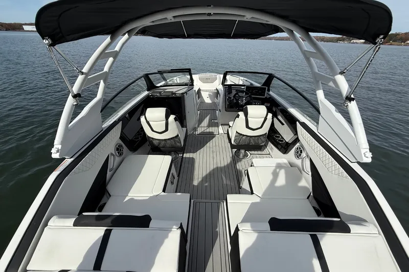 Slide: The Image of Yamaha 222SE 2026 - 14