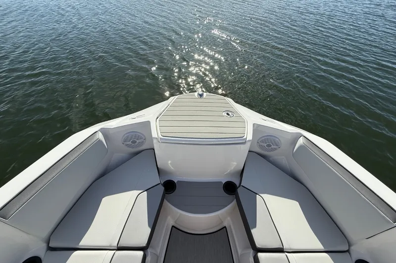 Slide: The Image of Yamaha AR220 2026 - 27