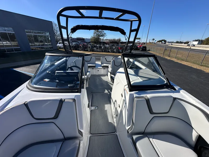 Slide: The Image of Yamaha AR250 2026 - 13