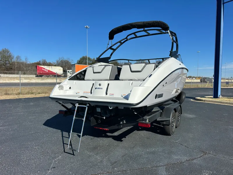 Slide: The Image of Yamaha AR250 2026 - 2