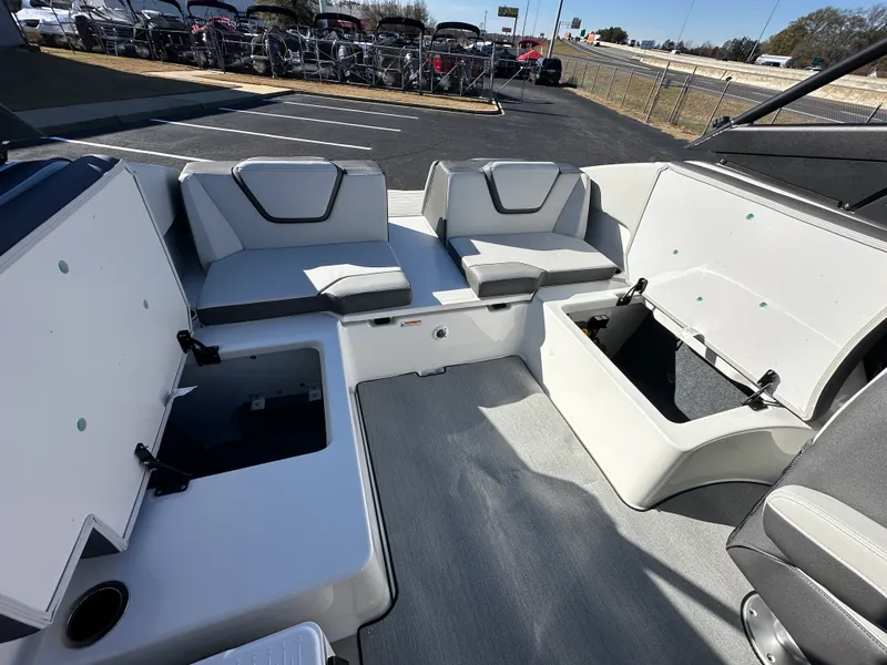 Slide: The Image of Yamaha AR250 2026 - 21