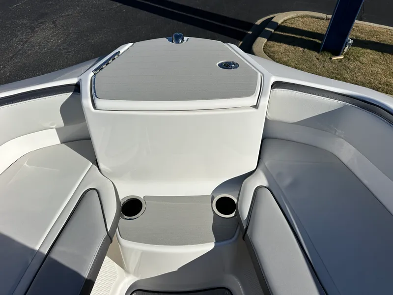 Slide: The Image of Yamaha AR250 2026 - 9