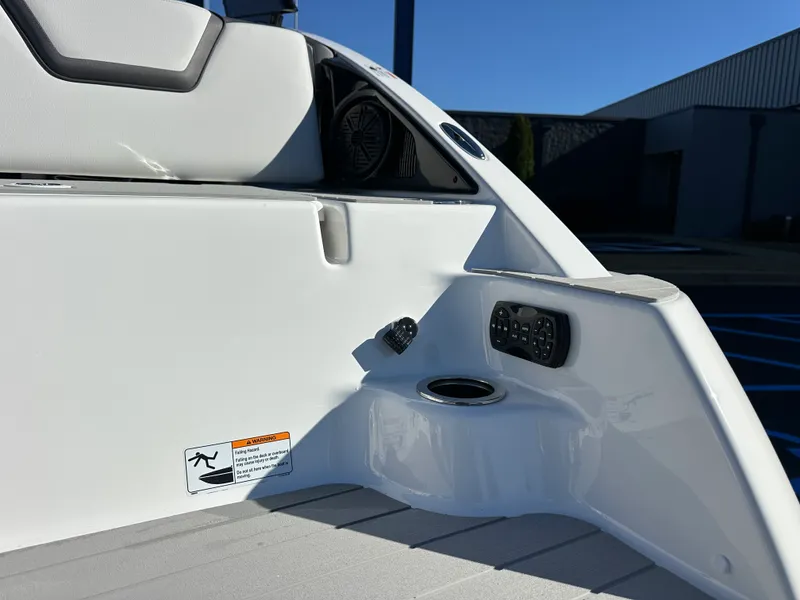 Slide: The Image of Yamaha AR250 2026 - 25