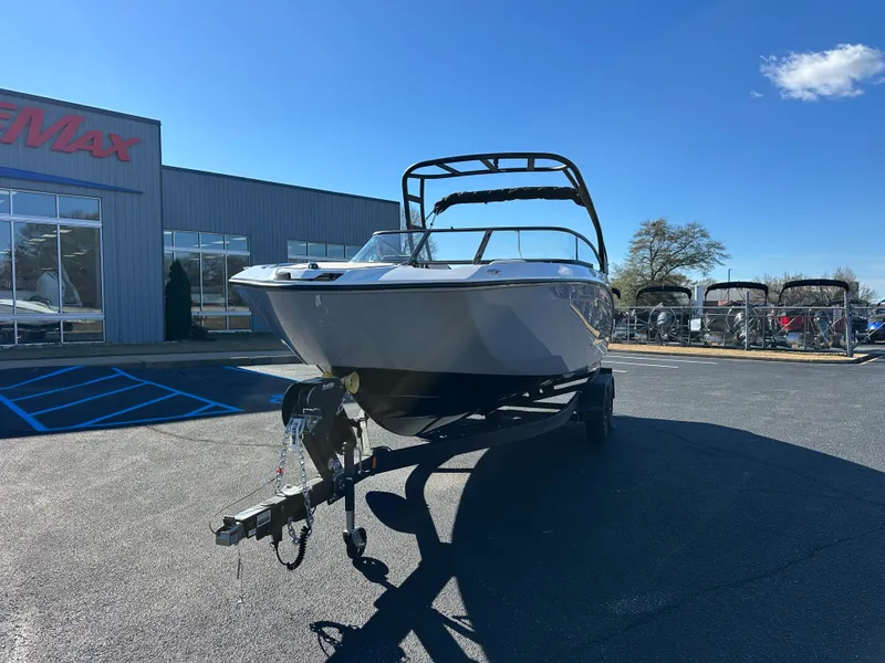 Slide: The Image of Yamaha AR250 2026 - 5