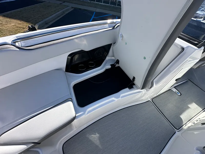 Slide: The Image of Yamaha AR250 2026 - 11