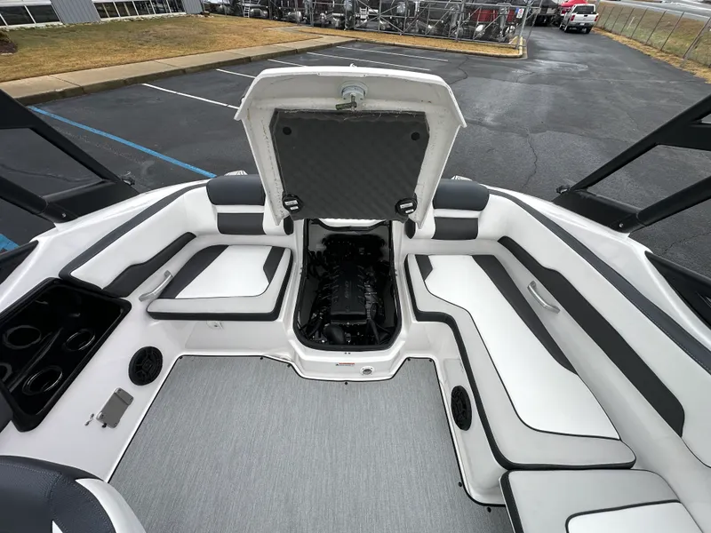 Slide: The Image of Yamaha AR195 2026 - 20