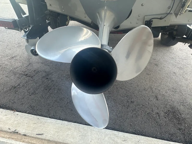 Slide: The Image of Alumacraft TROPHY 2021 - 12