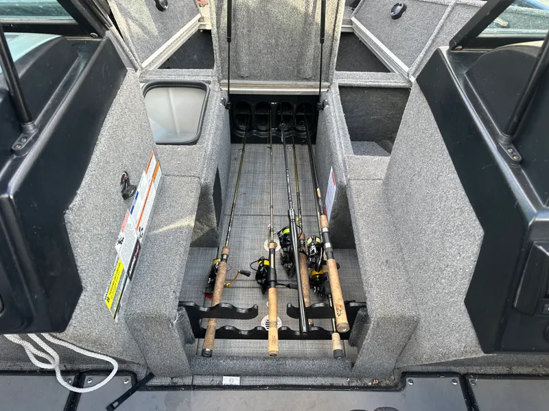 Slide: The Image of Alumacraft TROPHY 2021 - 21