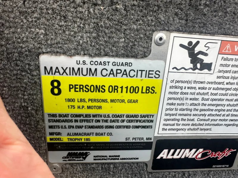 Slide: The Image of Alumacraft TROPHY 2021 - 24