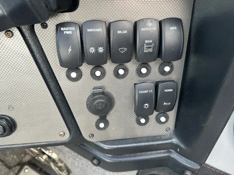 Slide: The Image of Alumacraft TROPHY 2021 - 28