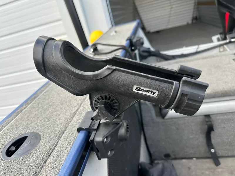 Slide: The Image of Alumacraft TROPHY 2021 - 38