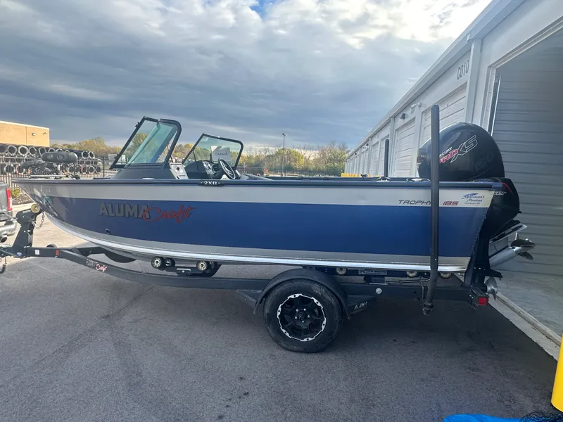 Slide: The Image of Alumacraft TROPHY 2021 - 7